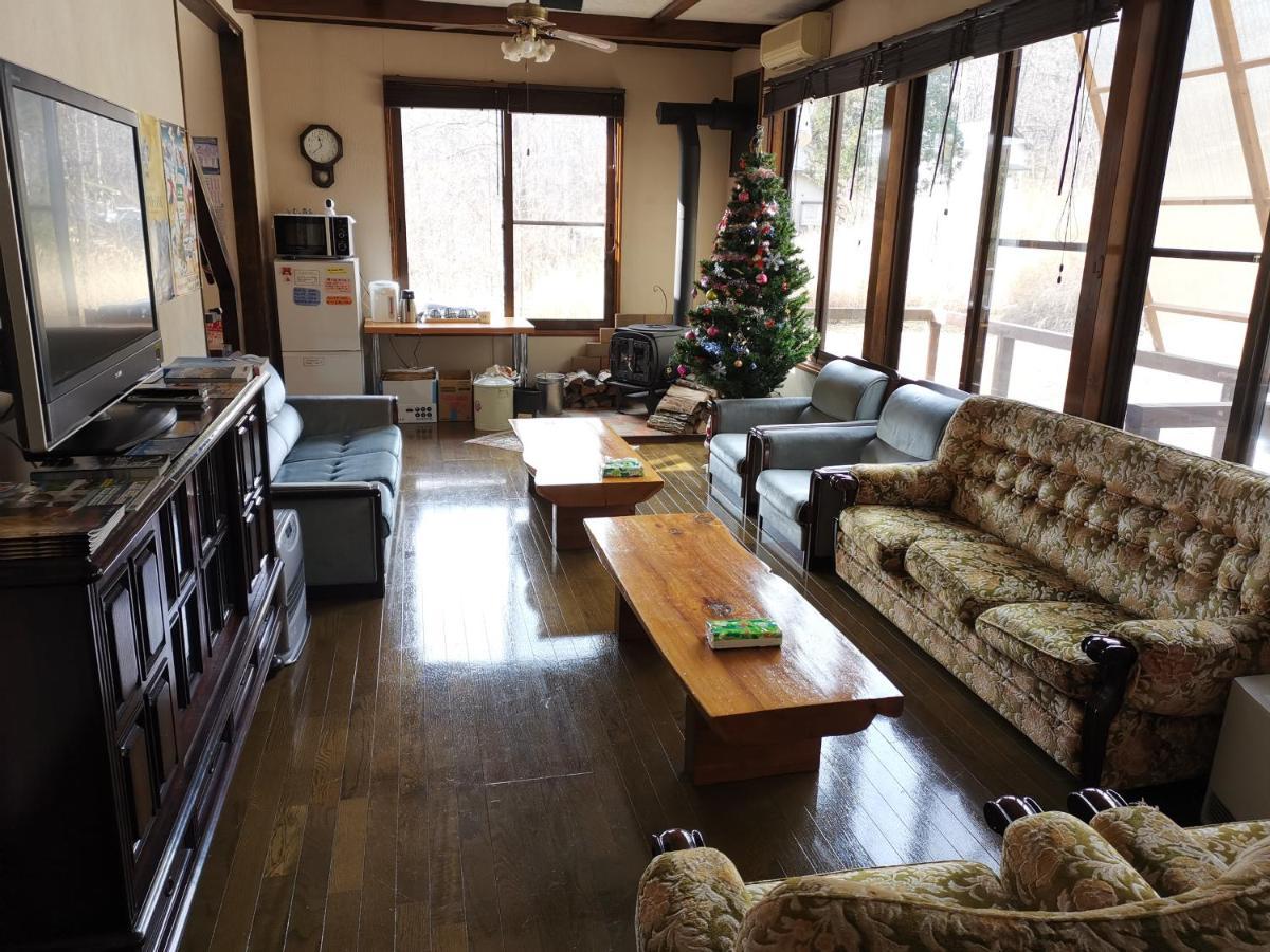 Hakuba Powder Republic Bed & Breakfast Ngoại thất bức ảnh