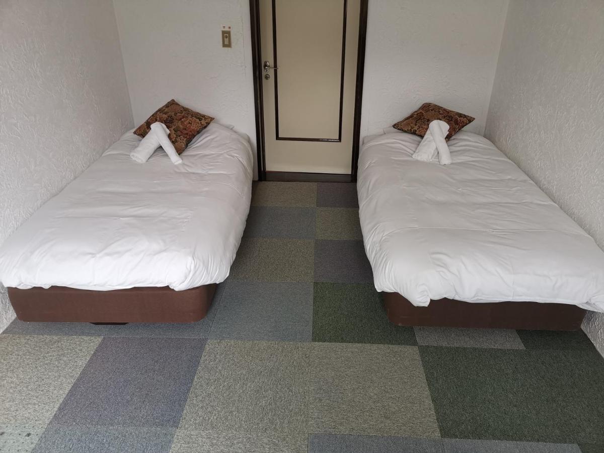 Hakuba Powder Republic Bed & Breakfast Ngoại thất bức ảnh